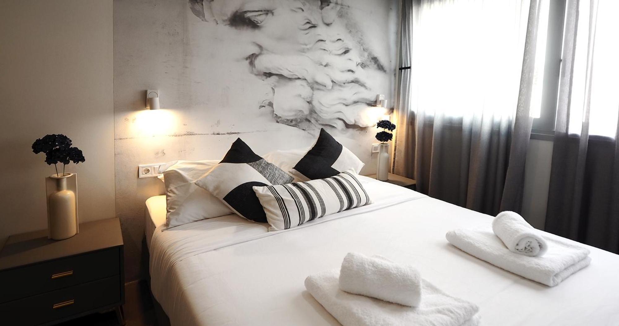 The Solon House-Self Check-In Hotel Athens Room photo